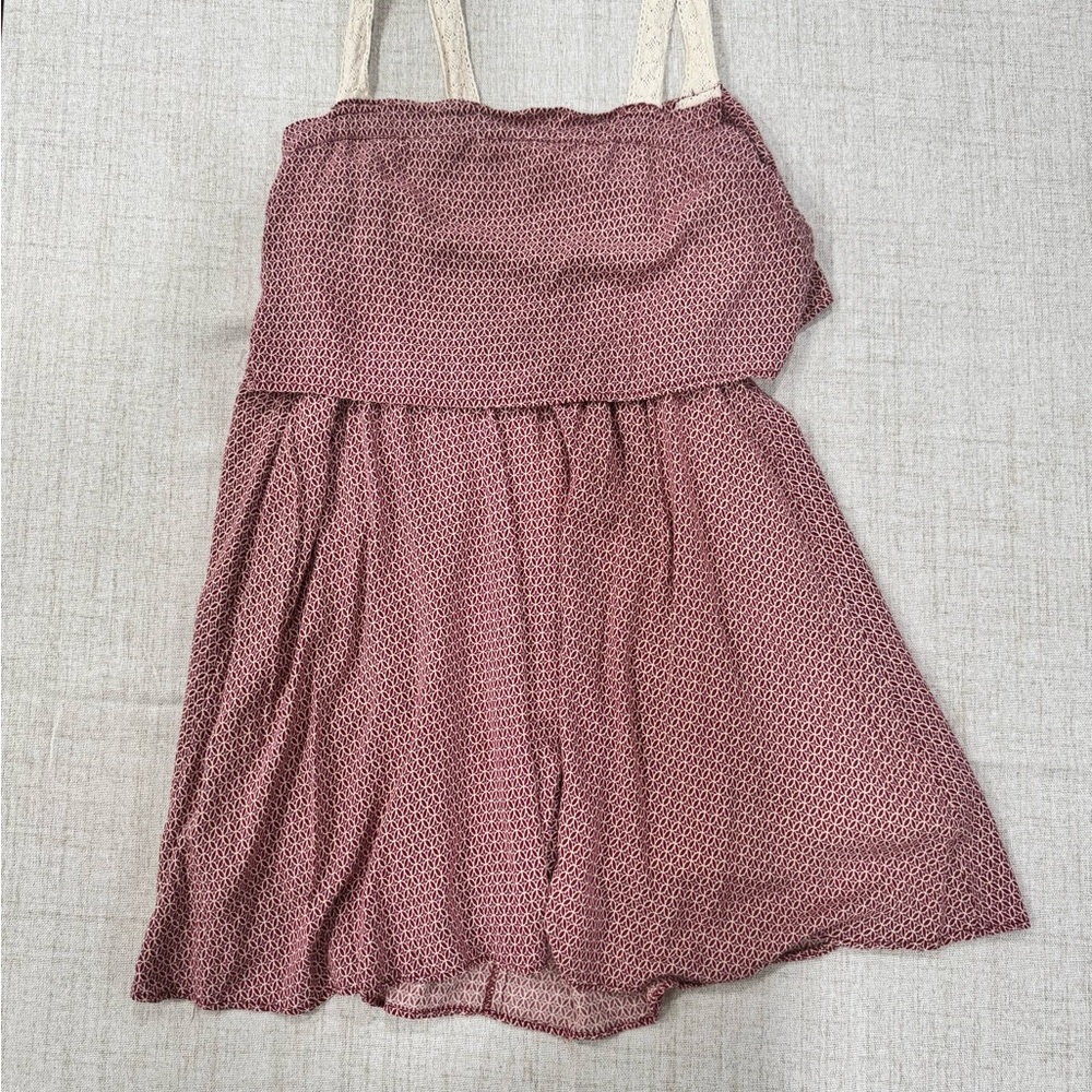 Hem and thread size L boho revival red open back dress